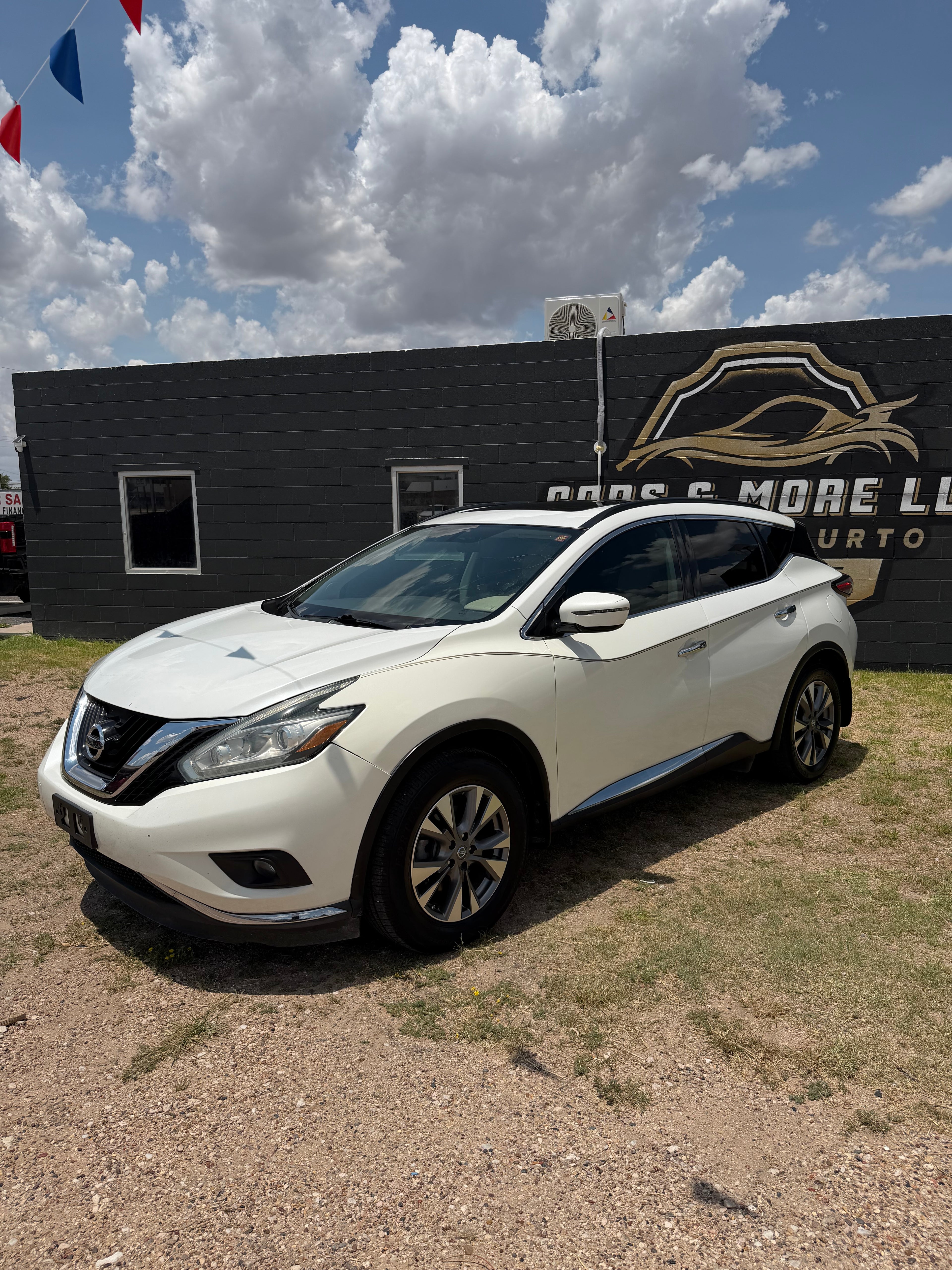 2015 Nissan muruano