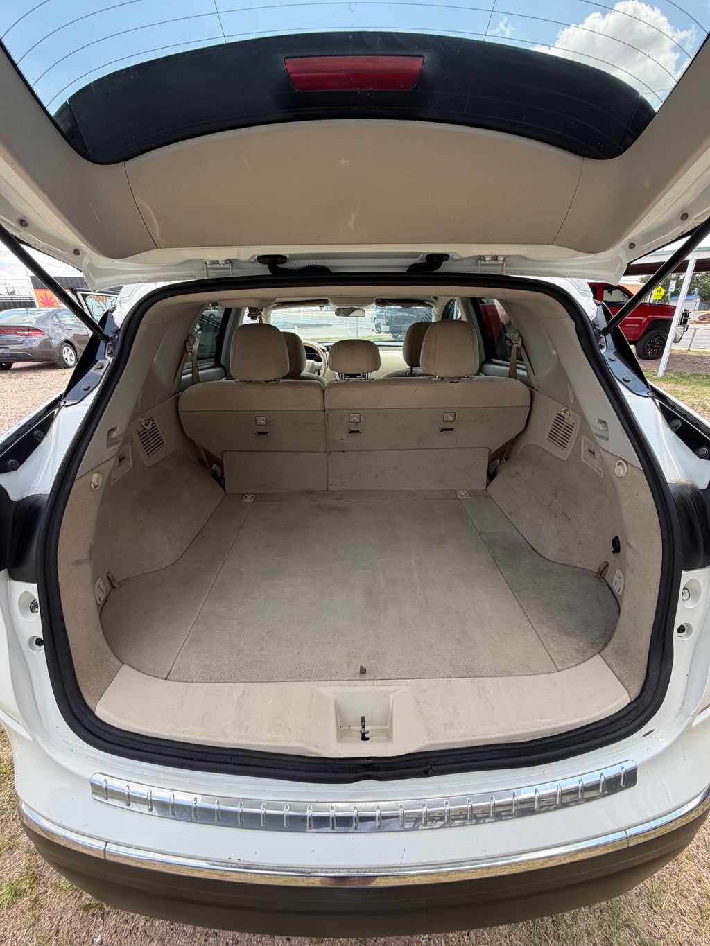 2015 Nissan muruano