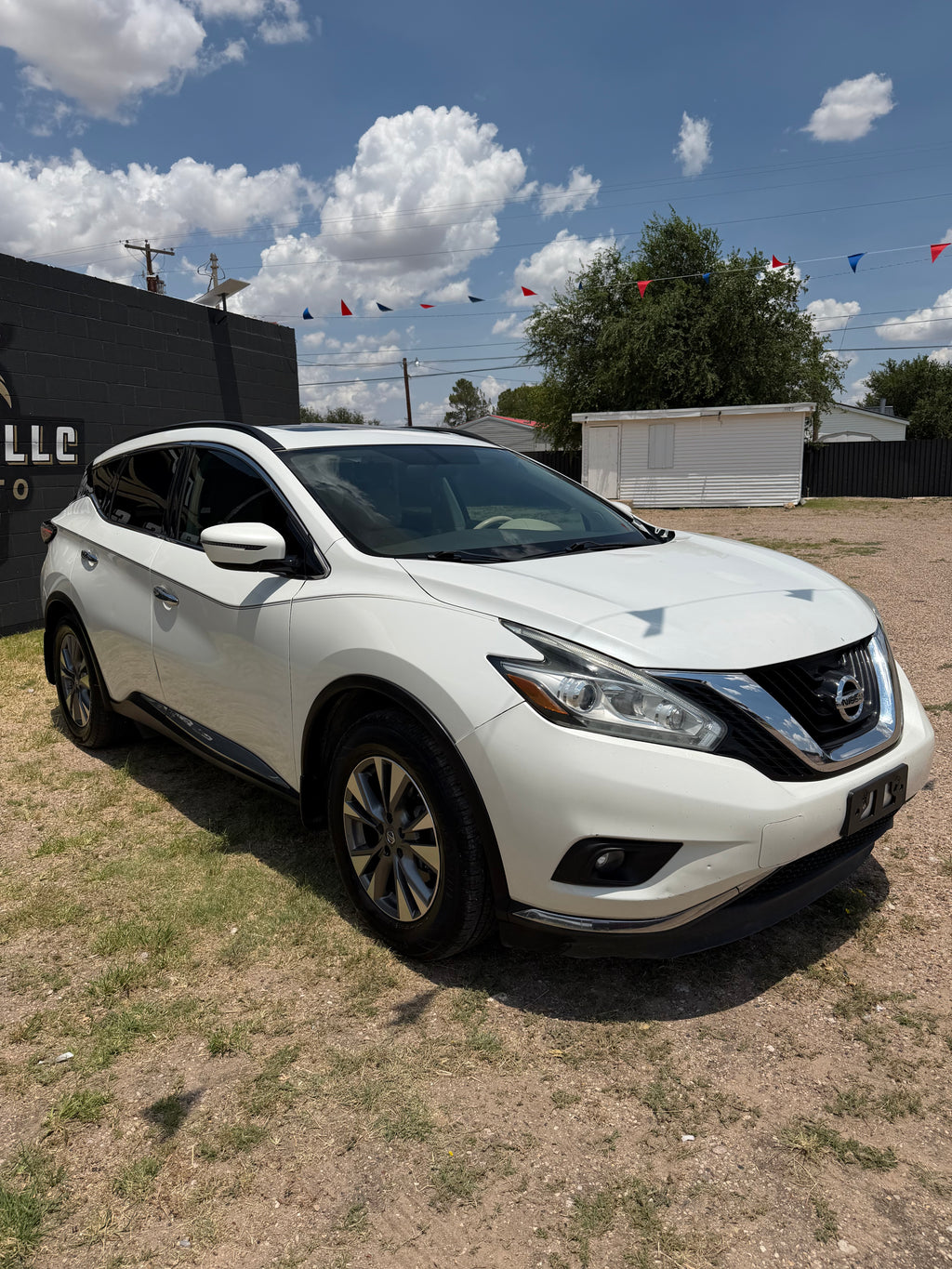 2015 Nissan muruano